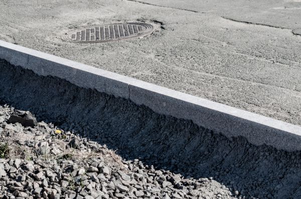 Sidewalk Curbing Repair in Jeffersonville
